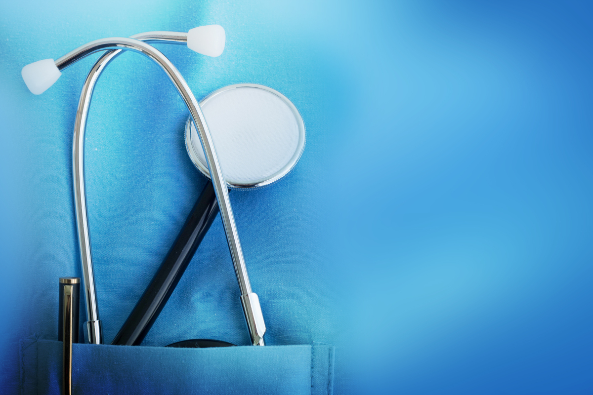 This graphic shows a stethoscope in a pocket.